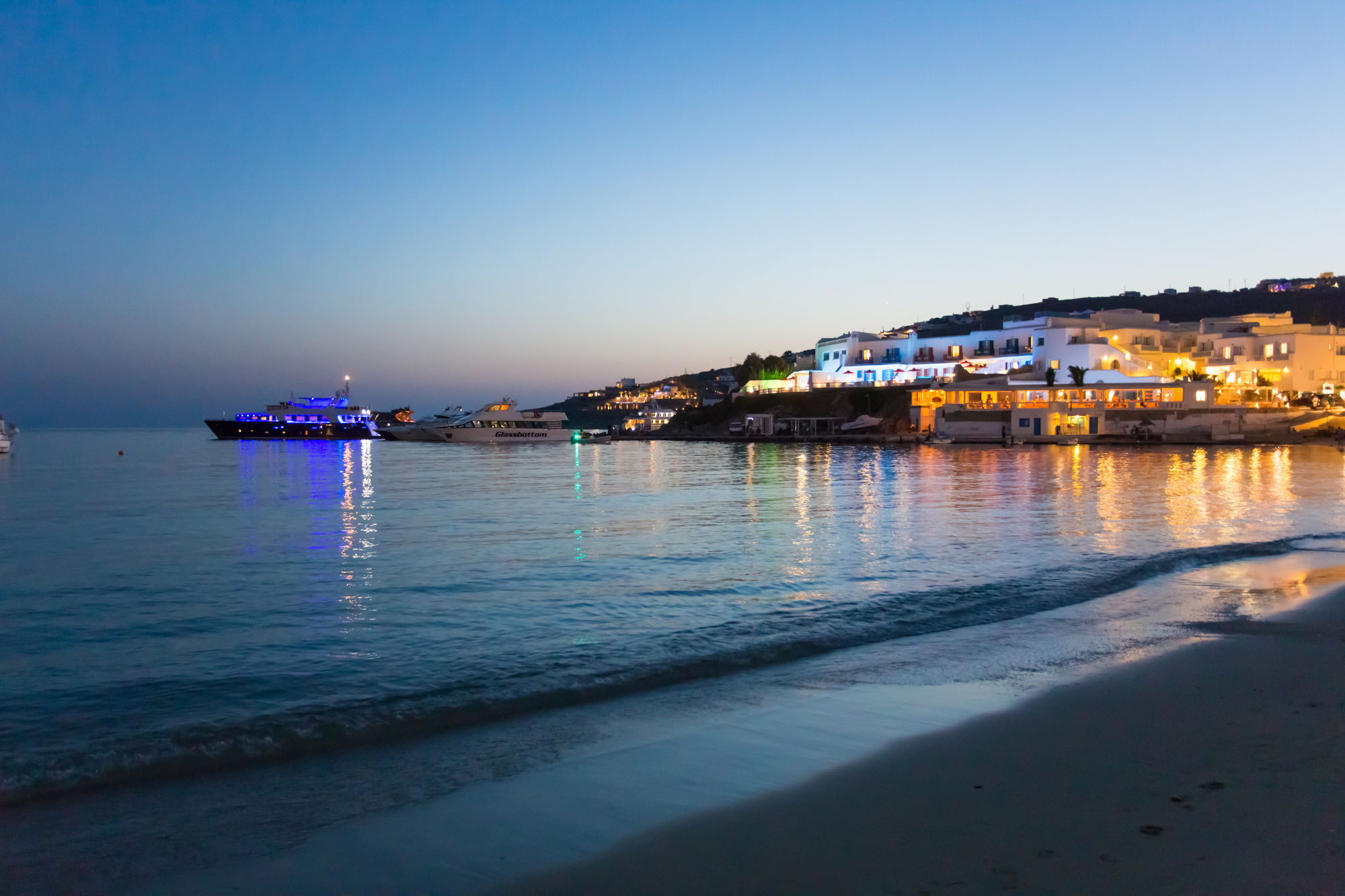 פלאטיס יאלוס Mykonos Dove Beachfront Hotel מראה חיצוני תמונה